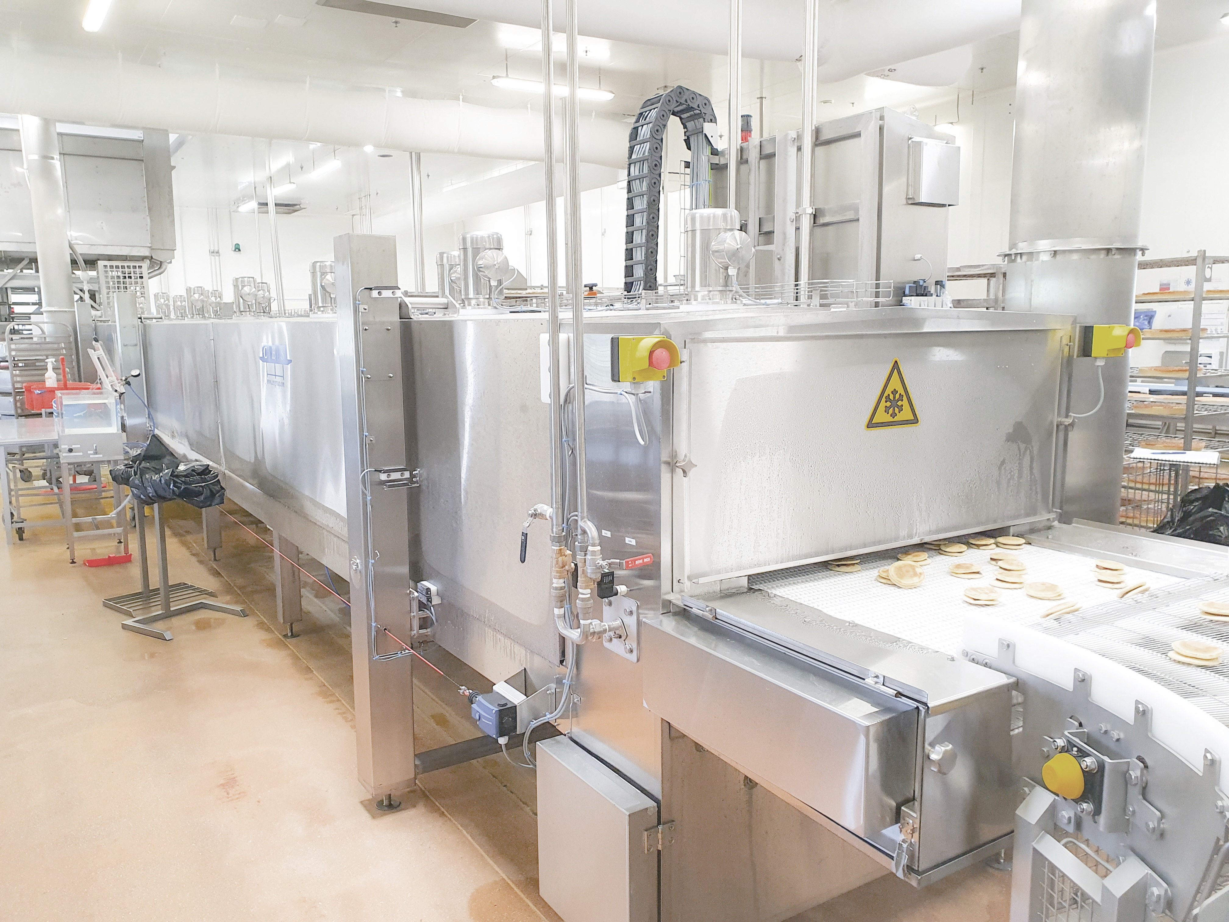 Recycled cryogenic freezer